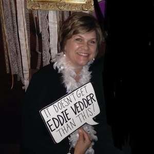 Meet your Posher, Deborah